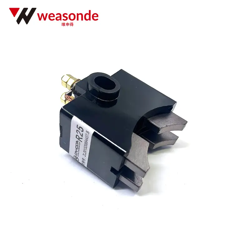 Slip Rings with Carbon Brush Holders for Packaging Machines | 2-Ring & 4-Ring Models Wenzhou Highy Electric Co., Ltd. 2 Circuits of Carbon Brush Holders Slip Rings with Carbon Brush Holders for Packaging Machines | 2-Ring & 4-Ring Models